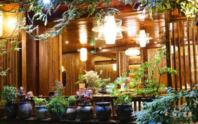 Zizai Inn