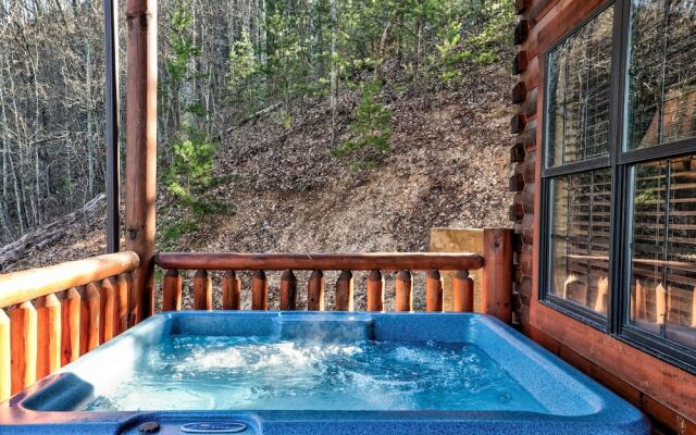 SmokyStays Bears Den Cabin