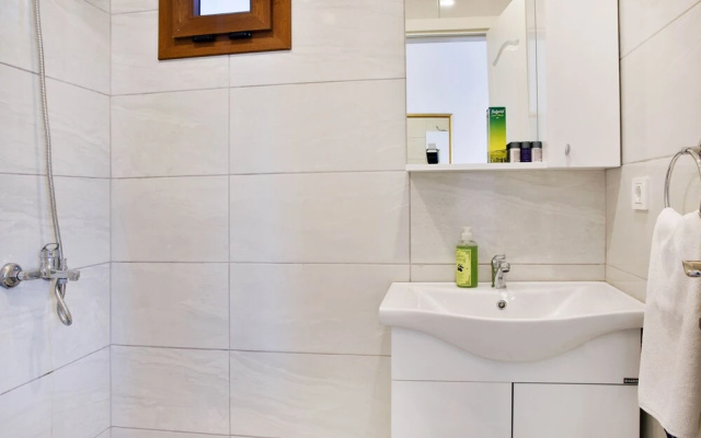 Important Group Villa BD420 6 Bedrooms