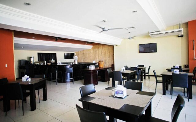 Hotel Cana Brava Inn