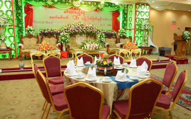 Central Hotel