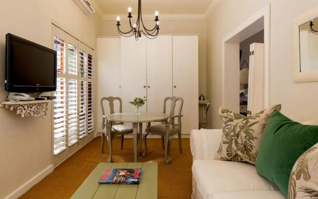 Fernwood Manor Boutique Guest House