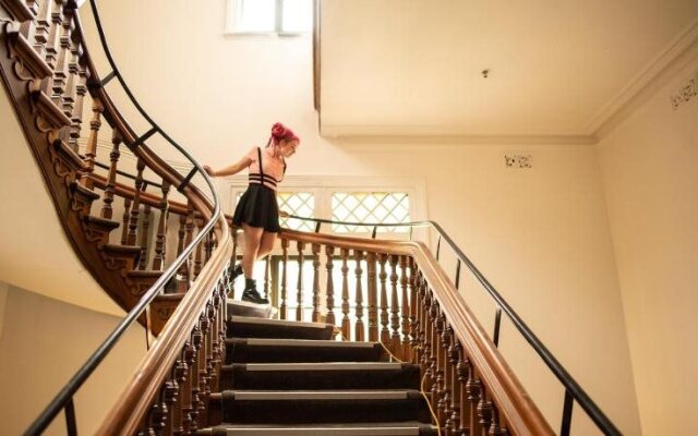 Home at the Mansion Hostel