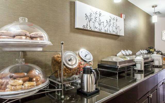 Sleep Inn & Suites Near I-90 and Ashtabula