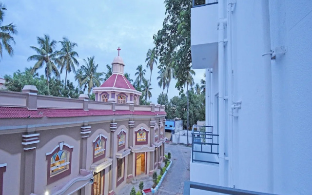 A K G Hotel
