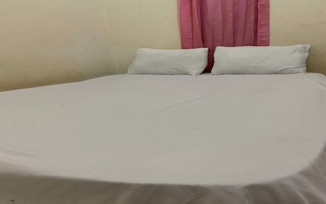 OYO Life 93259 Kos Kurnia