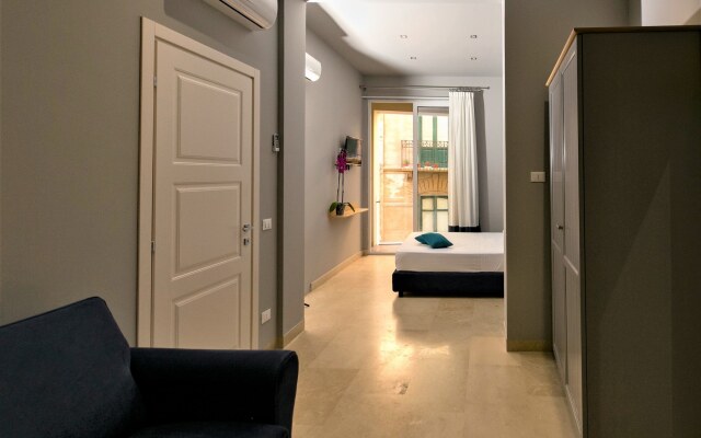 ZIBIBBO SUITES & ROOMS - Aparthotel in Centro Storico a Trapani