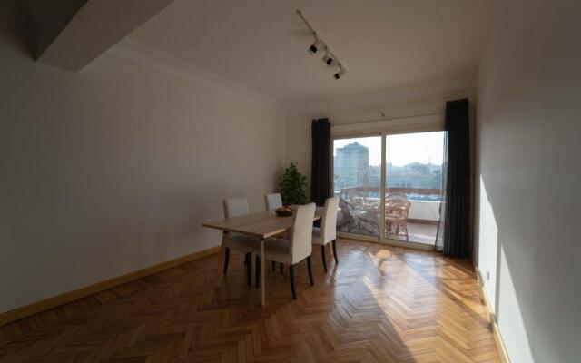 Lovely 2 BDR apartment with direct Nile view