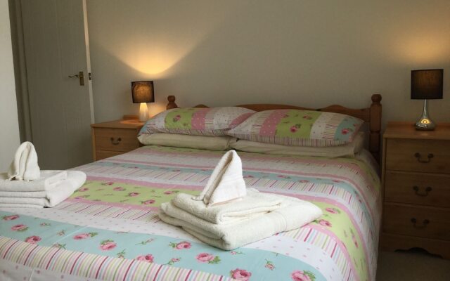 Inverness Apartments - Castle Heather