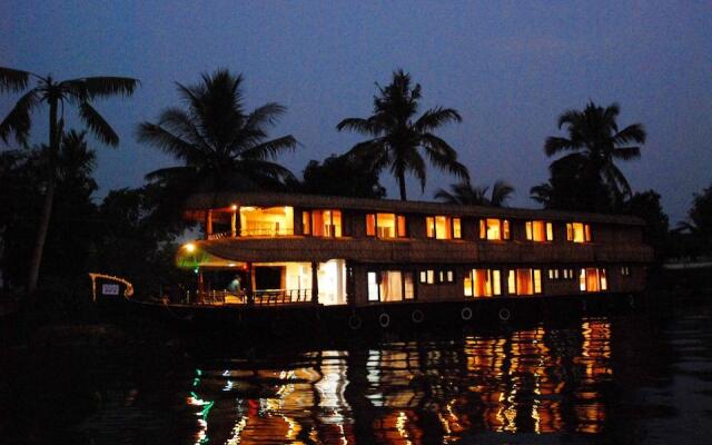 Rosey Houseboats