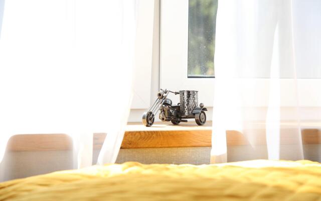 Апартаменты Ван Гог на улице Парковая