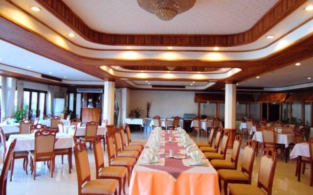 Manoluck Hotel