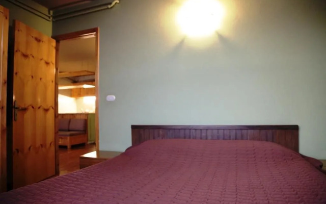 MzaarViews Chalets