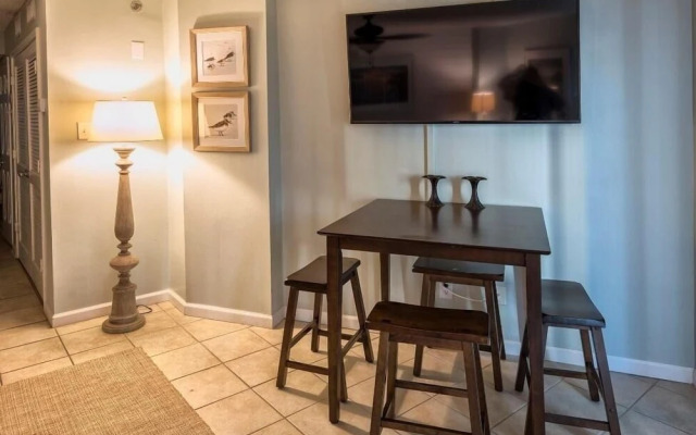 Tradewinds 408 1 Bedroom Condo