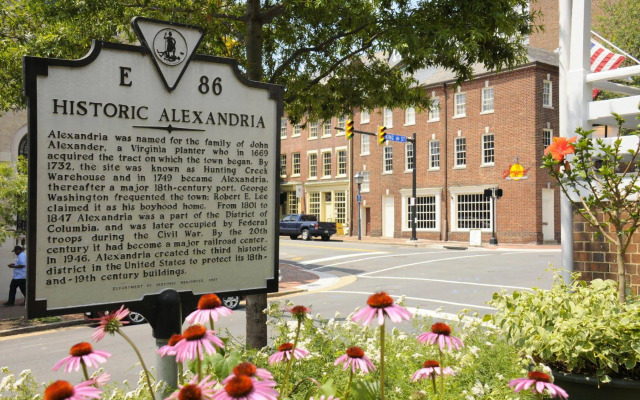 Hampton Inn Alexandria-Old Town/King St. Metro