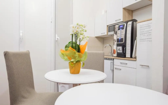 900 Liberty Guest House