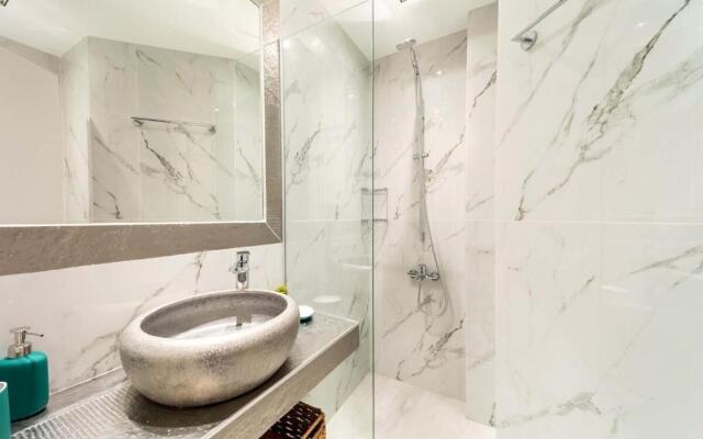 Galleries Elegant Suites