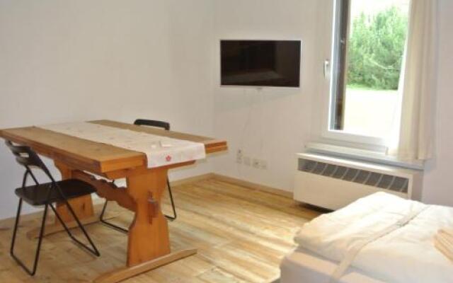 Apartment 33-3