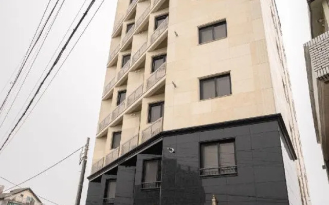 Seomoon Residence Hotel
