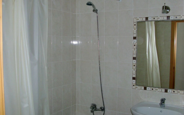 Stunning 1-bed Apartment in Olhos de Agua