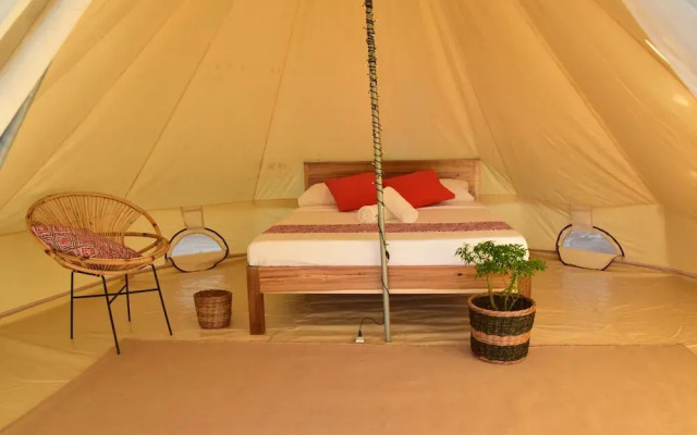 Beso Hilltop Retreat - Hostel