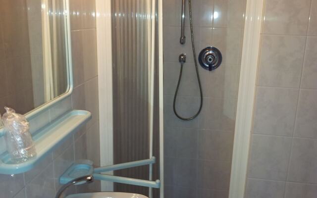 Relaxing Holiday Home With Swimming Pool,garden, Terrace,bbq