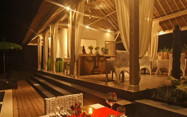 Maylie Bali Villa Bungalows