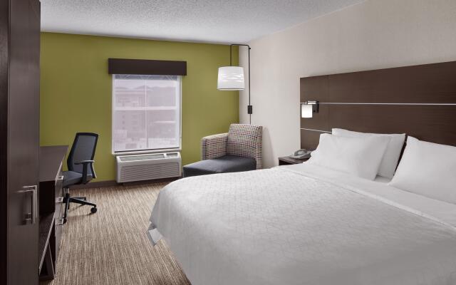 Holiday Inn Express & Suites Asheville SW - Outlet Ctr Area