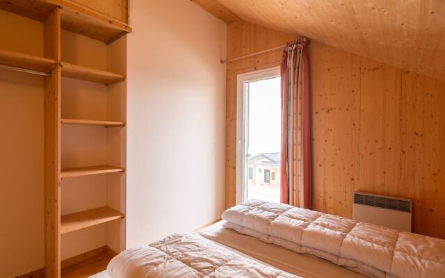 Mountain Chalet in Klippitztörl Near Forest With Garden & Parking