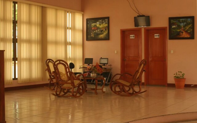 Hotel Brial Plaza