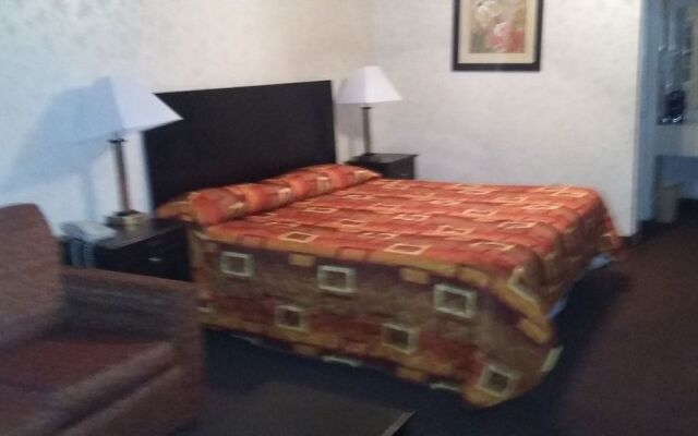 Deerfield Inn & Suites