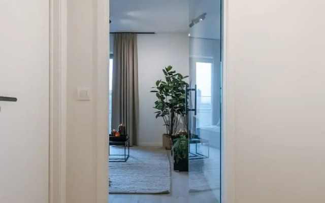 Beautiful Apartment With Terrace and Parking