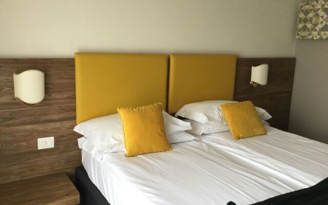 B City Hotel