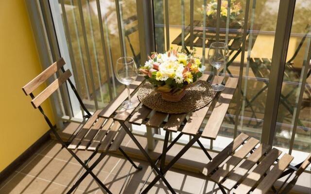 Азбука на улице Октябрьской Революции 23A