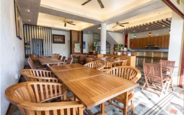 Daban Six Guest House