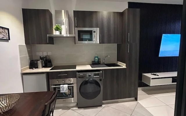 EBS LEGEND ONE BEDROOM DUPLUX embassy