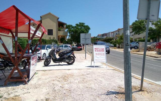 Apartments Desa Petric