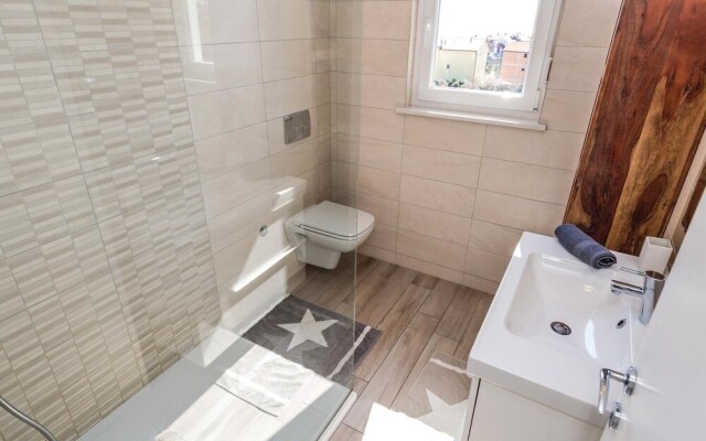 Beautiful Home in Kastav With Wifi and 2 Bedrooms