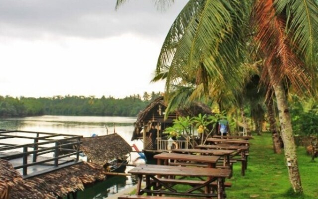 Shane Josa Resort