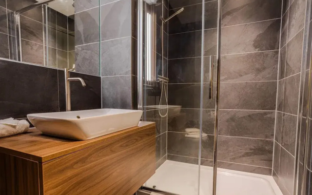 Midori Suite 2BR City Views