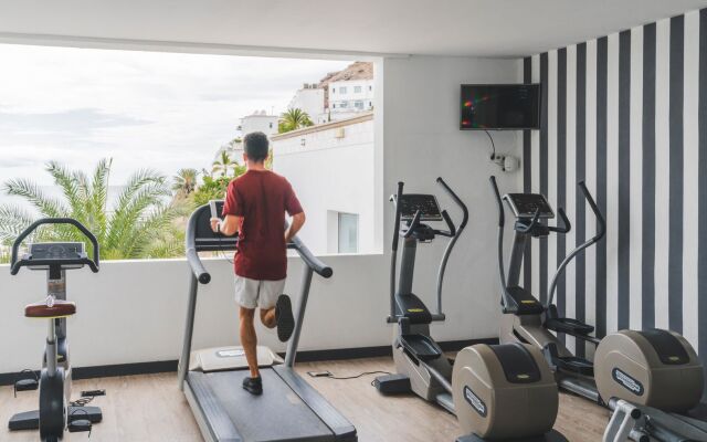 Marina Bayview - Adults Only