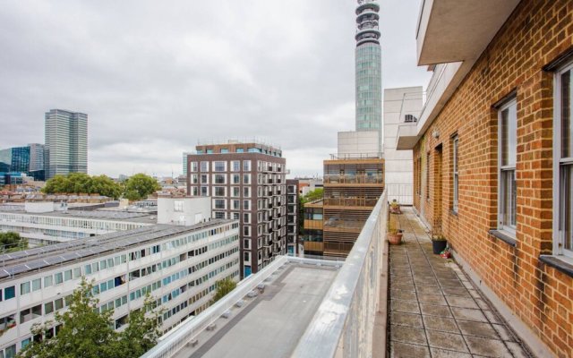 Fantastic Central Apartment With Balcony in Fitzrovia