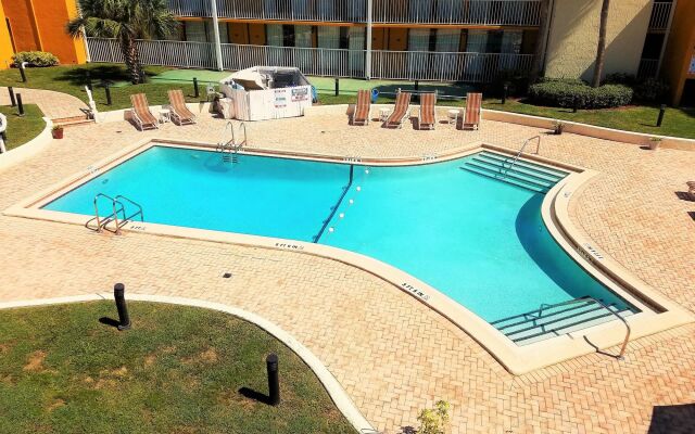 Days Inn & Suites by Wyndham Clermont