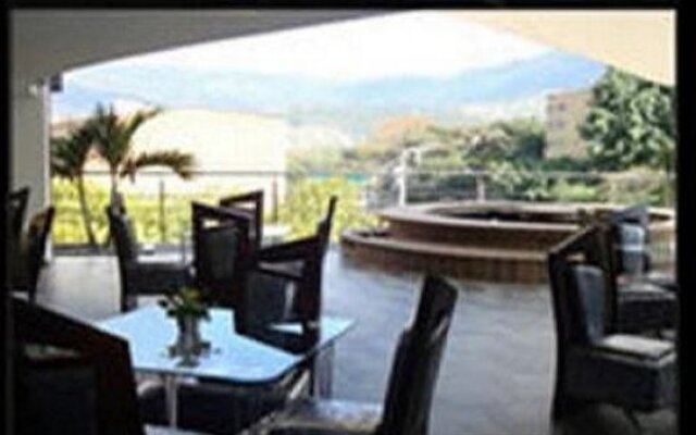 Ayenda 1236 Platinum Plaza