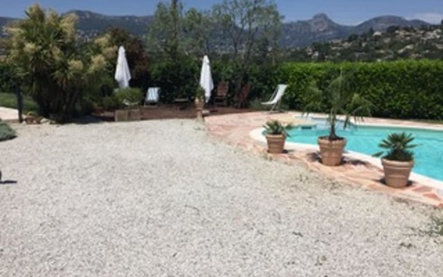 Villa With 3 Bedrooms In Vence, With Wonderful Mountain View, Private Pool, Enclosed Garden 6 Km From The Beach