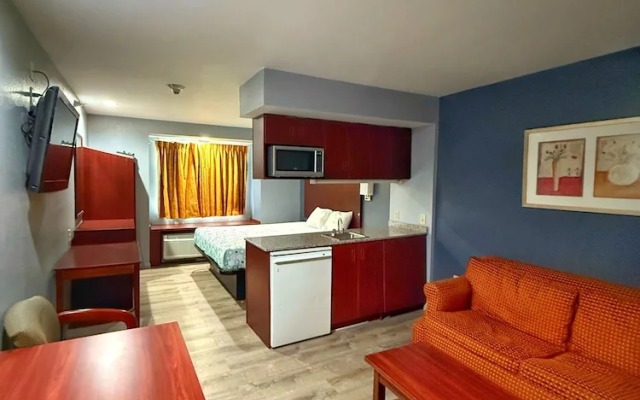 BlissPoint Inn & Suites