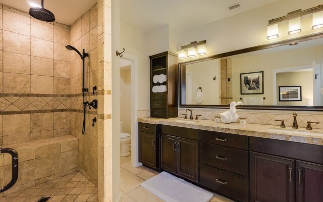 Centrally Located House with Pool by RedAwning