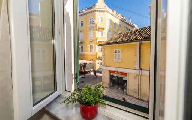 Apartment OLD TOWN with CITY VIEW