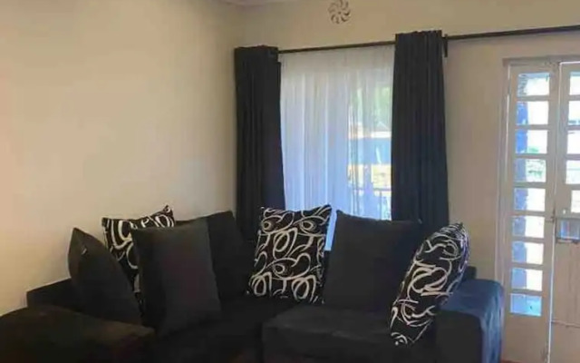 Lux Suites Summer Homes Naivasha