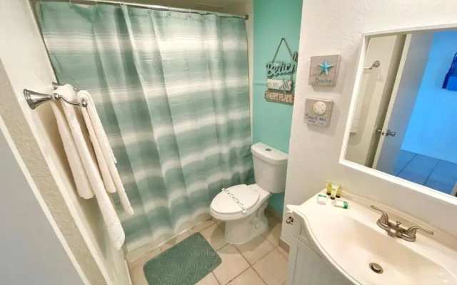 Pirates Cove Resort Studios